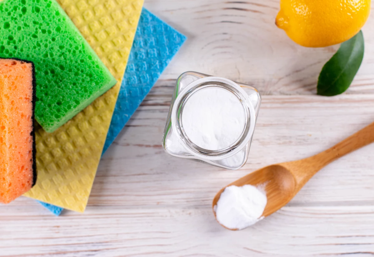 Curățenia de primăvară: 5+1 sfaturi despre cum să-ți cureți casa cu bicarbonat de sodiu